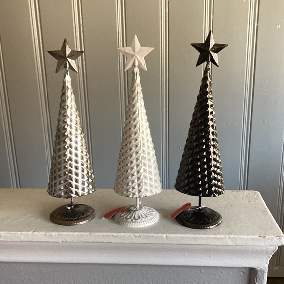 NWT Set of 3- Bronze, White & Silver 14” Metal Christmas Tree Decorations - Picture 16 of 16